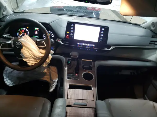 5TDJRKEC6NS111083 2022 TOYOTA SIENNA - Image 8