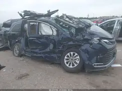 5TDJRKEC6PS168807 2023 TOYOTA SIENNA