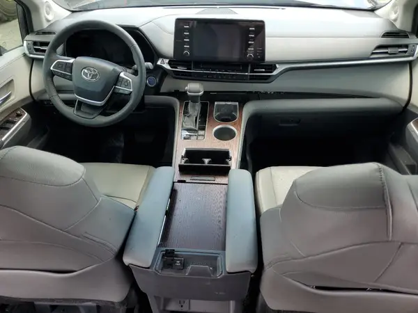 5TDJRKEC6PS169410 2023 TOYOTA SIENNA - Image 8