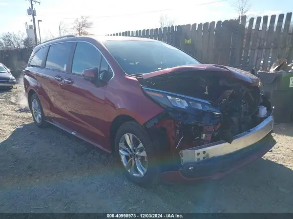 5TDJRKEC6SS226620 2025 TOYOTA SIENNA - Image 1
