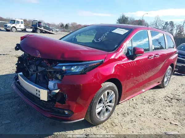 5TDJRKEC6SS226620 2025 TOYOTA SIENNA - Image 2