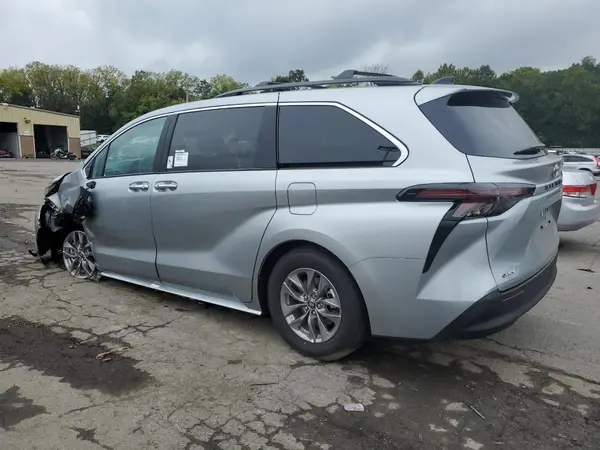 5TDJRKEC6SS267135 2025 TOYOTA SIENNA - Image 2