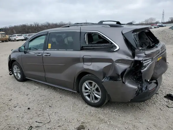5TDJRKEC7NS098165 2022 TOYOTA SIENNA - Image 2
