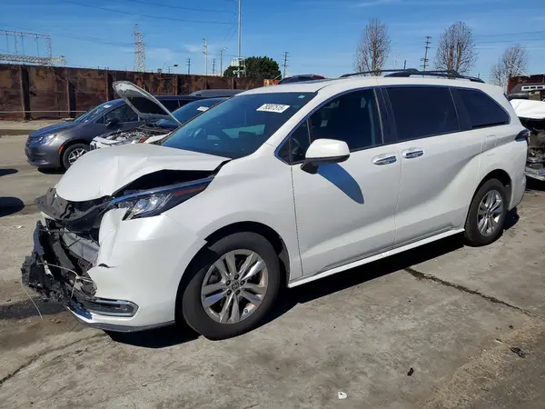 5TDJRKEC7NS107947 2022 TOYOTA SIENNA - Image 1
