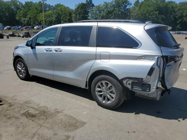 5TDJRKEC7SS244530 2025 TOYOTA SIENNA - Image 2