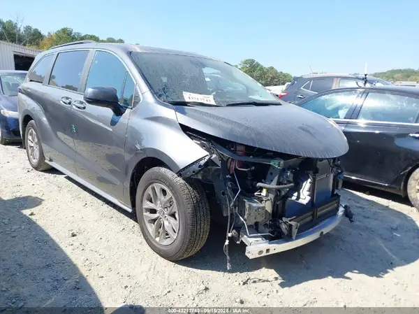 5TDJRKEC7SS246231 2025 TOYOTA SIENNA - Image 1