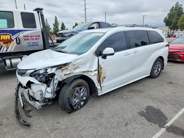 5TDJRKEC7SS286017 2025 TOYOTA SIENNA - Image 1