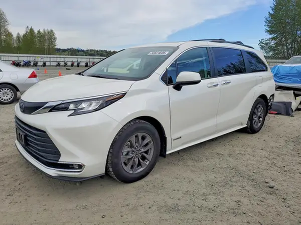 5TDJRKEC8MS043027 2021 TOYOTA SIENNA - Image 1