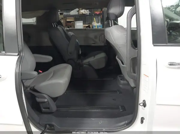 5TDJRKEC8MS051936 2021 TOYOTA SIENNA - Image 8