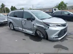 5TDJRKEC8NS135921 2022 TOYOTA SIENNA