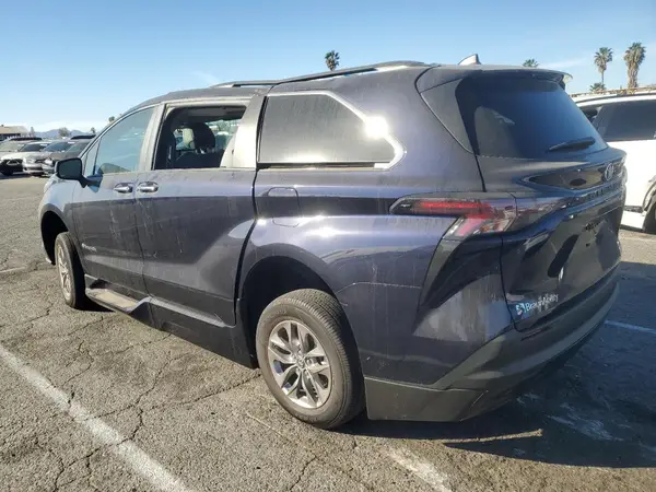 5TDJRKEC8PS172020 2023 TOYOTA SIENNA - Image 2