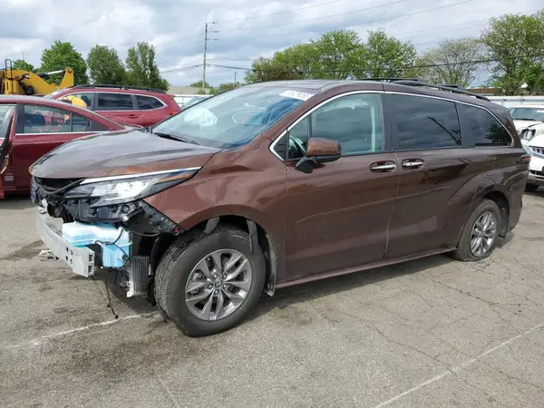 5TDJRKEC8PS179520 2023 TOYOTA SIENNA - Image 1
