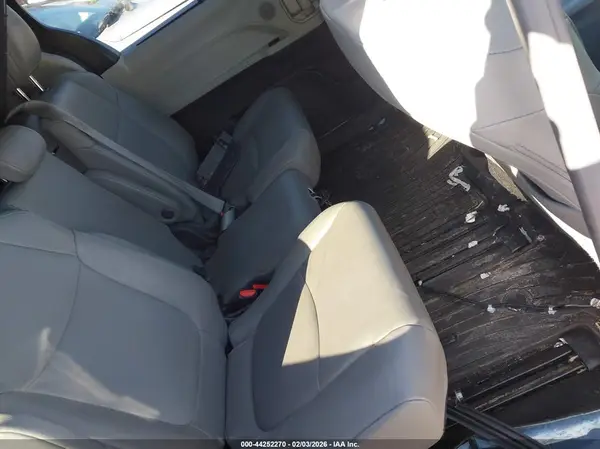 5TDJRKEC9MS022638 2021 TOYOTA SIENNA - Image 8