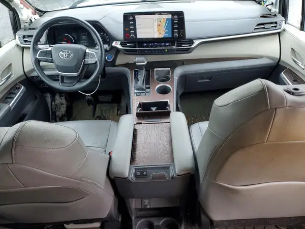5TDJRKEC9NS102622 2022 TOYOTA SIENNA - Image 8