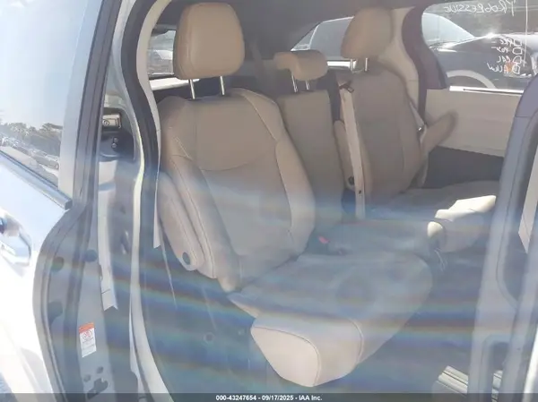 5TDJRKEC9NS127830 2022 TOYOTA SIENNA - Image 8