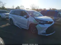5TDJRKEC9PS176268 2023 TOYOTA SIENNA