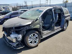 5TDJRKEC9SS263323 2025 TOYOTA SIENNA