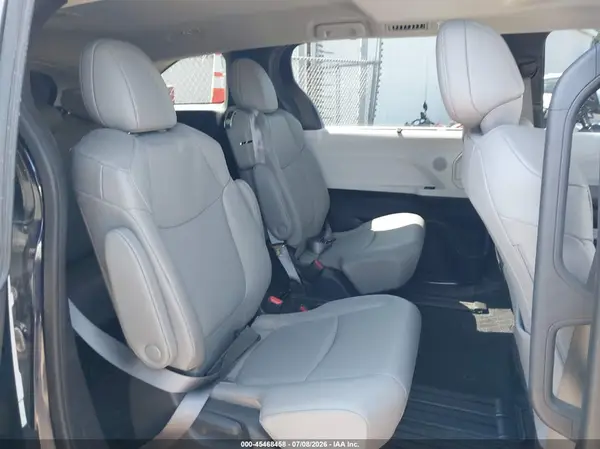 5TDJRKEC9SS271213 2025 TOYOTA SIENNA - Image 8