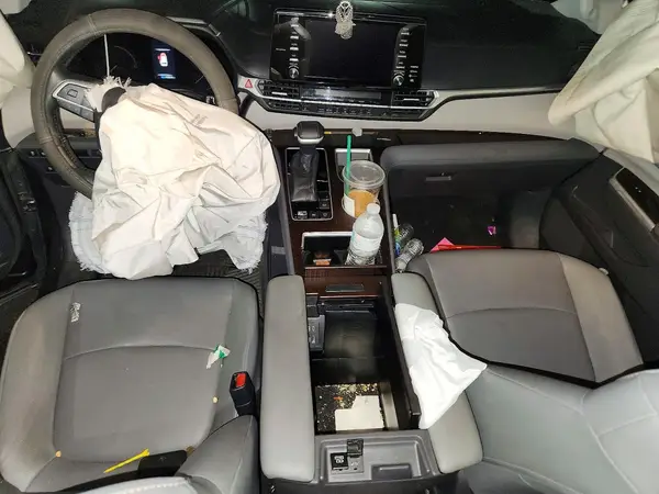 5TDJRKECMS031966 2025 TOYOTA SIENNA - Image 8