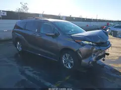 5TDJRKECXNS097379 2022 TOYOTA SIENNA