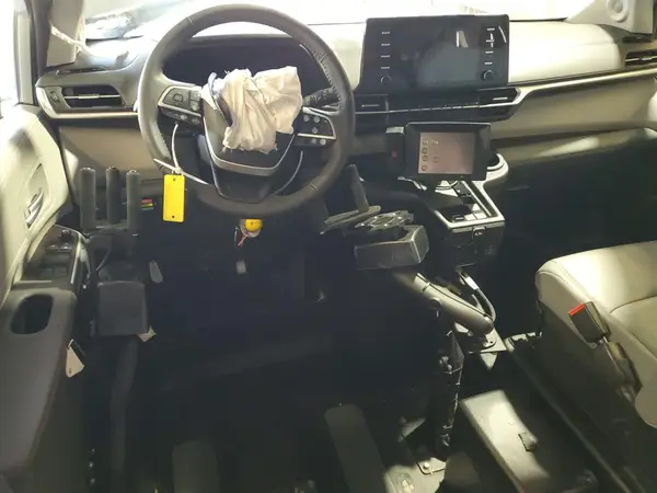 5TDJRKECXPS137785 2023 TOYOTA SIENNA - Image 8