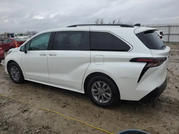 5TDJRKECXPS146583 2023 TOYOTA SIENNA - Image 2