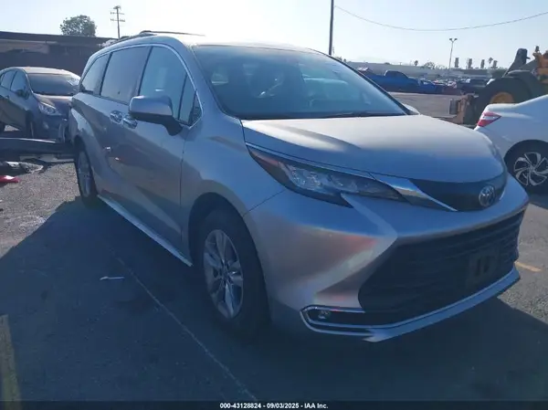 5TDJRKECXPS179485 2023 TOYOTA SIENNA - Image 1