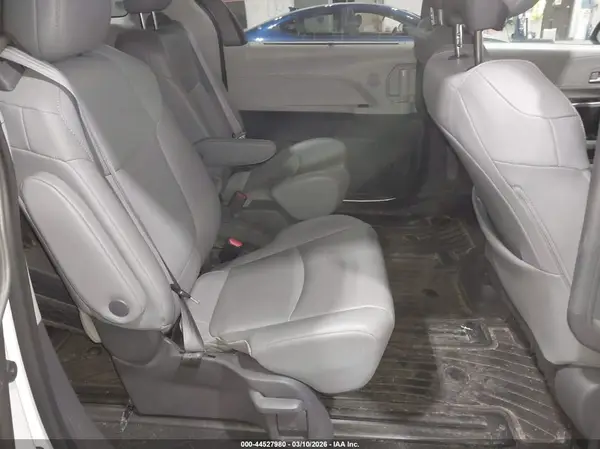 5TDJSKFC0MS017606 2021 TOYOTA SIENNA - Image 8