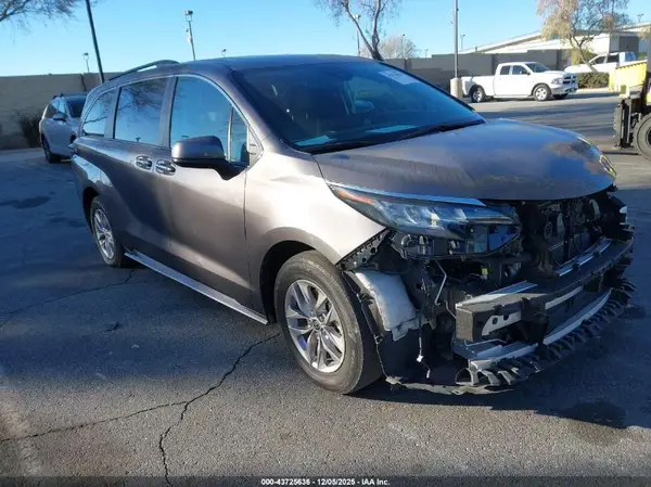 5TDJSKFC0NS064930 2022 TOYOTA SIENNA - Image 1