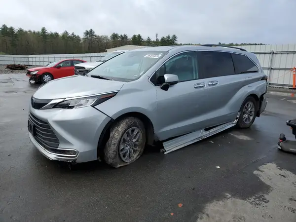 5TDJSKFC0PS090074 2023 TOYOTA SIENNA - Image 1