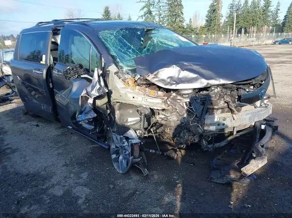 5TDJSKFC0RS116160 2024 TOYOTA SIENNA - Image 1