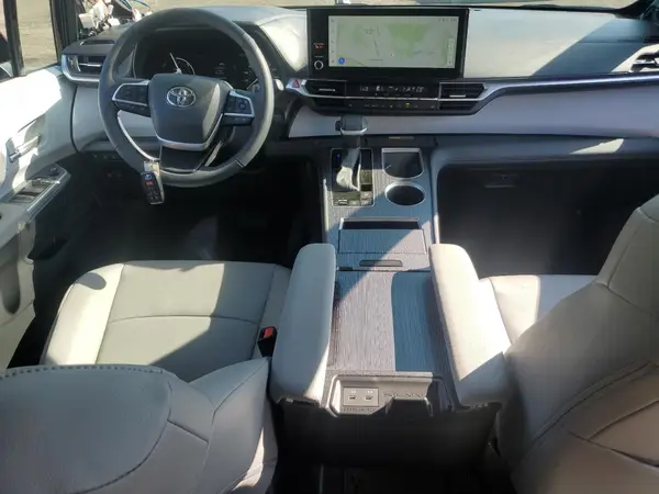 5TDJSKFC0SS156745 2025 TOYOTA SIENNA - Image 8