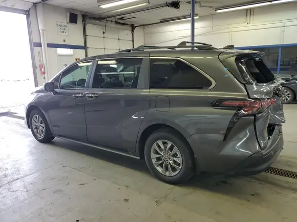 5TDJSKFC0SS162464 2025 TOYOTA SIENNA - Image 2
