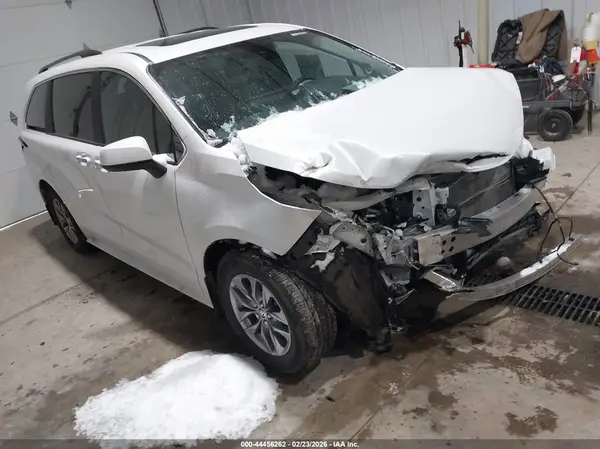 5TDJSKFC1SS172257 2025 TOYOTA SIENNA - Image 1