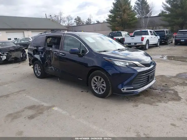 5TDJSKFC2MS008907 2021 TOYOTA SIENNA - Image 1