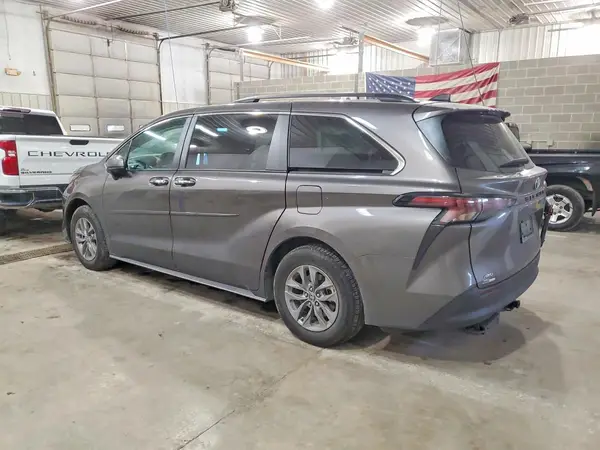 5TDJSKFC2PS088455 2023 TOYOTA SIENNA - Image 2