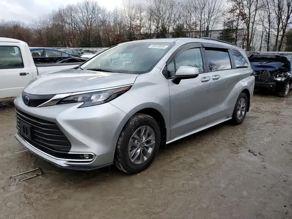 5TDJSKFC2RS111431 2024 TOYOTA SIENNA - Image 1