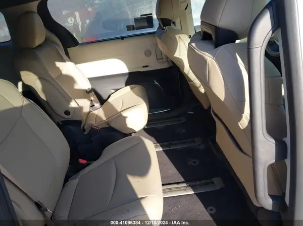 5TDJSKFC2RS134868 2024 TOYOTA SIENNA - Image 8