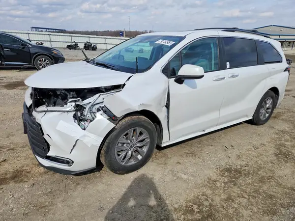 5TDJSKFC2RS147703 2024 TOYOTA SIENNA - Image 1