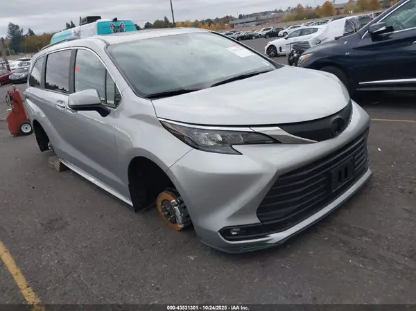 5TDJSKFC2SS168976 2025 TOYOTA SIENNA - Image 1