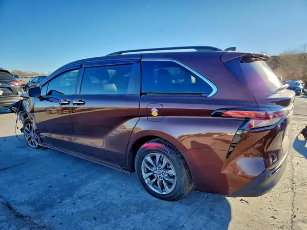 5TDJSKFC4MS014076 2021 TOYOTA SIENNA - Image 2