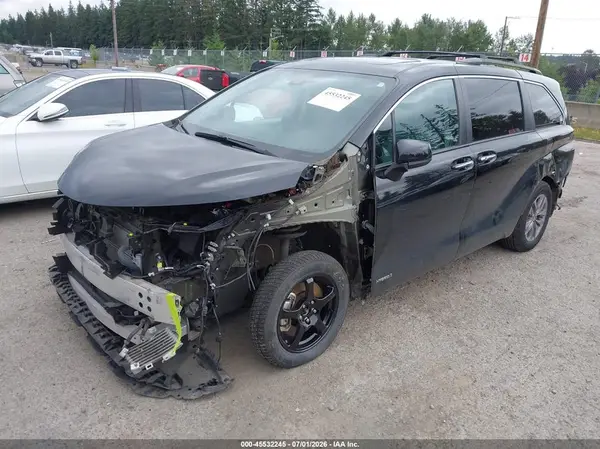 5TDJSKFC4MS018449 2021 TOYOTA SIENNA - Image 2