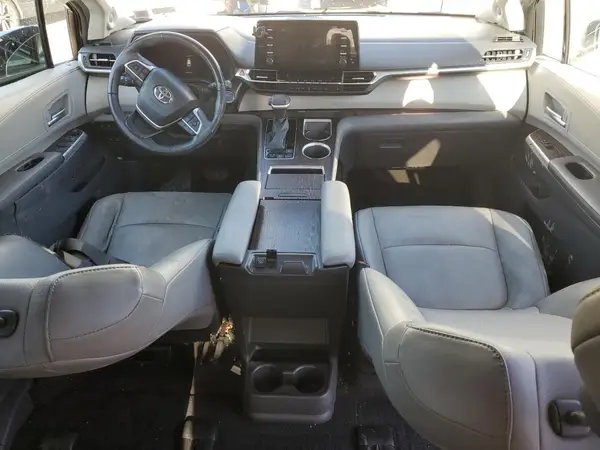 5TDJSKFC4MS025675 2021 TOYOTA SIENNA - Image 8