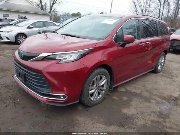 5TDJSKFC4NS042252 2022 TOYOTA SIENNA - Image 2