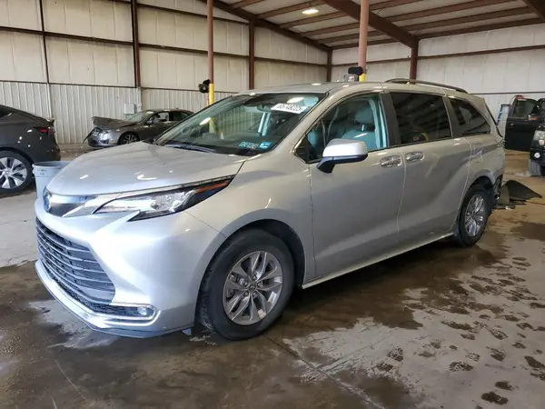 5TDJSKFC4NS048133 2022 TOYOTA SIENNA - Image 1