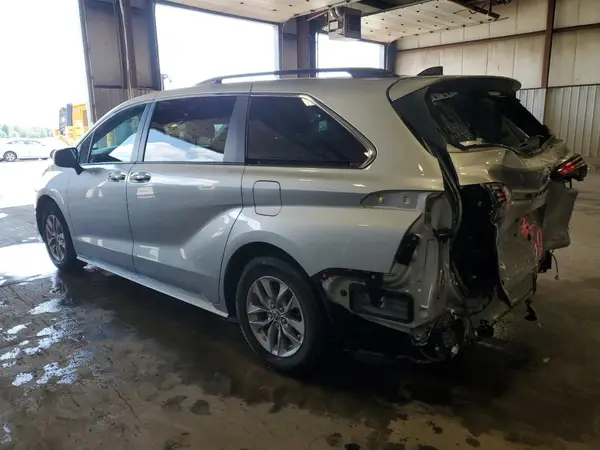 5TDJSKFC4NS048133 2022 TOYOTA SIENNA - Image 2