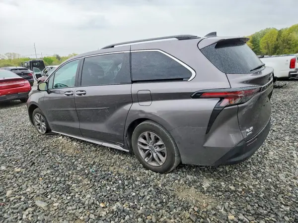 5TDJSKFC4PS099134 2023 TOYOTA SIENNA - Image 2