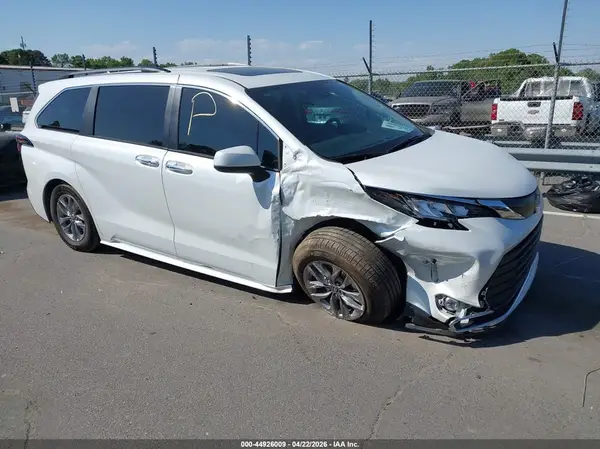 5TDJSKFC5PS082262 2023 TOYOTA SIENNA - Image 1
