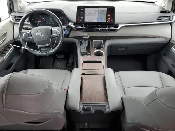5TDJSKFC5RS115330 2024 TOYOTA SIENNA - Image 8
