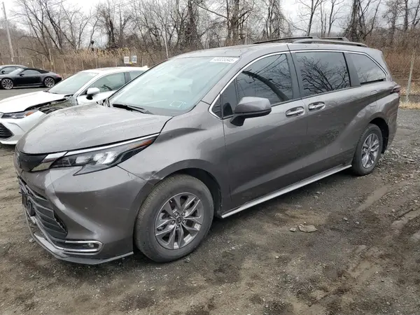 5TDJSKFC5RS115537 2024 TOYOTA SIENNA - Image 1